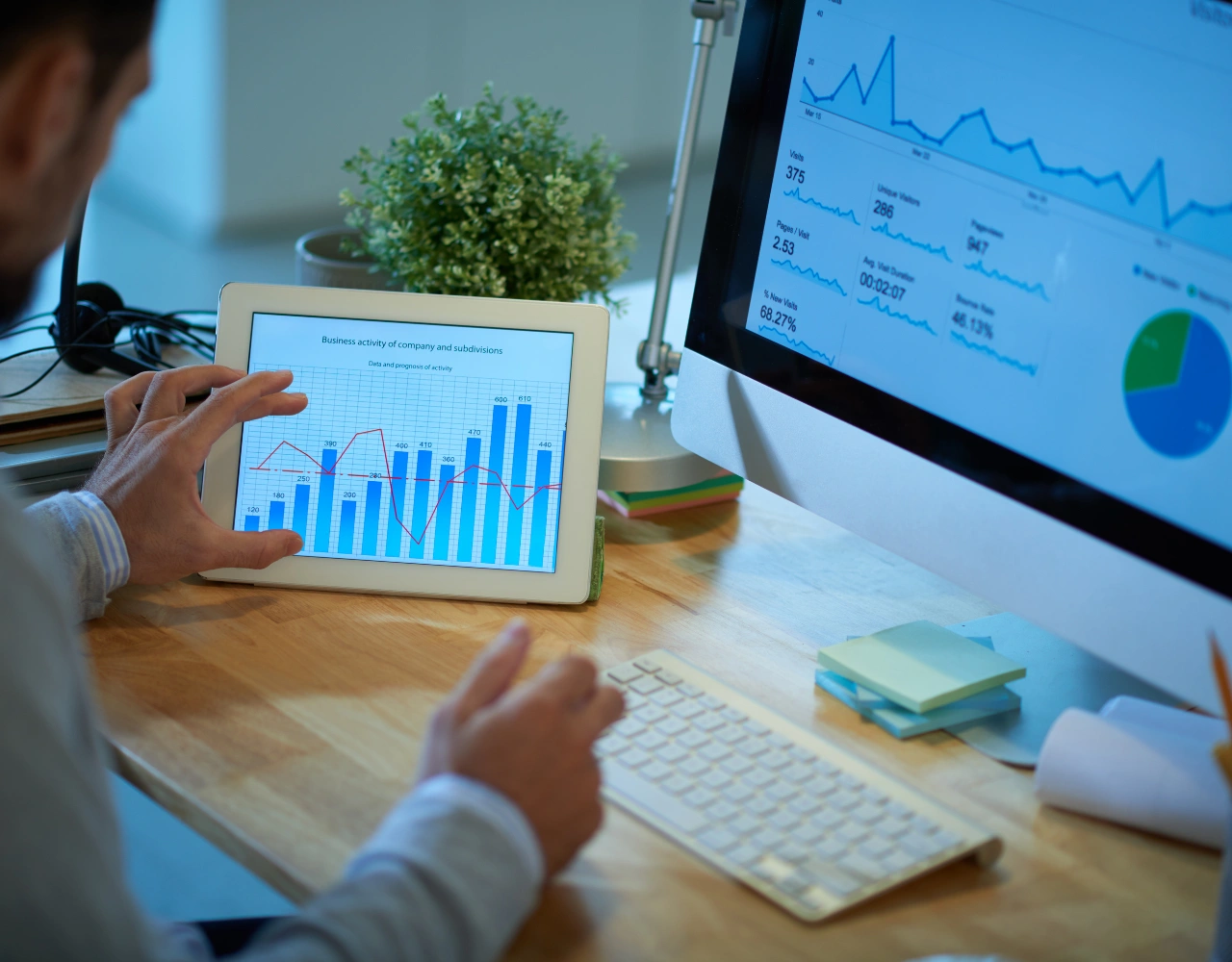 Analytics, Tracking & Reporting Marketing Analytics and Reporting Canada